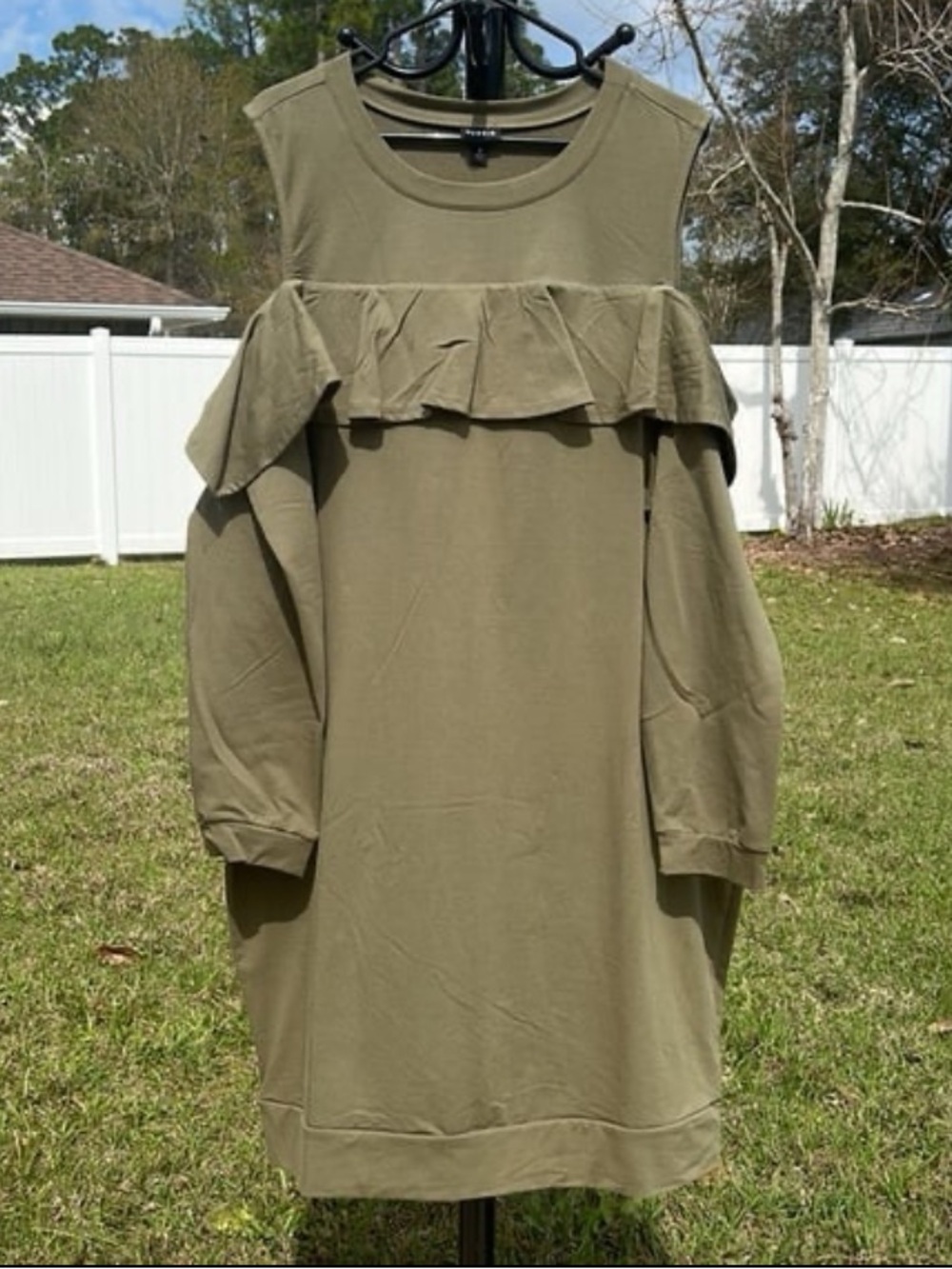 New Torrid cold shoulder dress